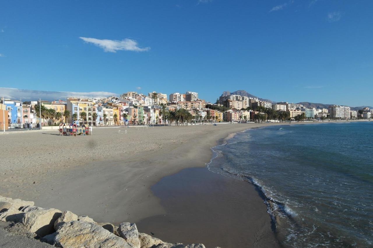 ATA, Moderno ático en primera línea en el casco antiguo Villajoyosa  Exterior foto